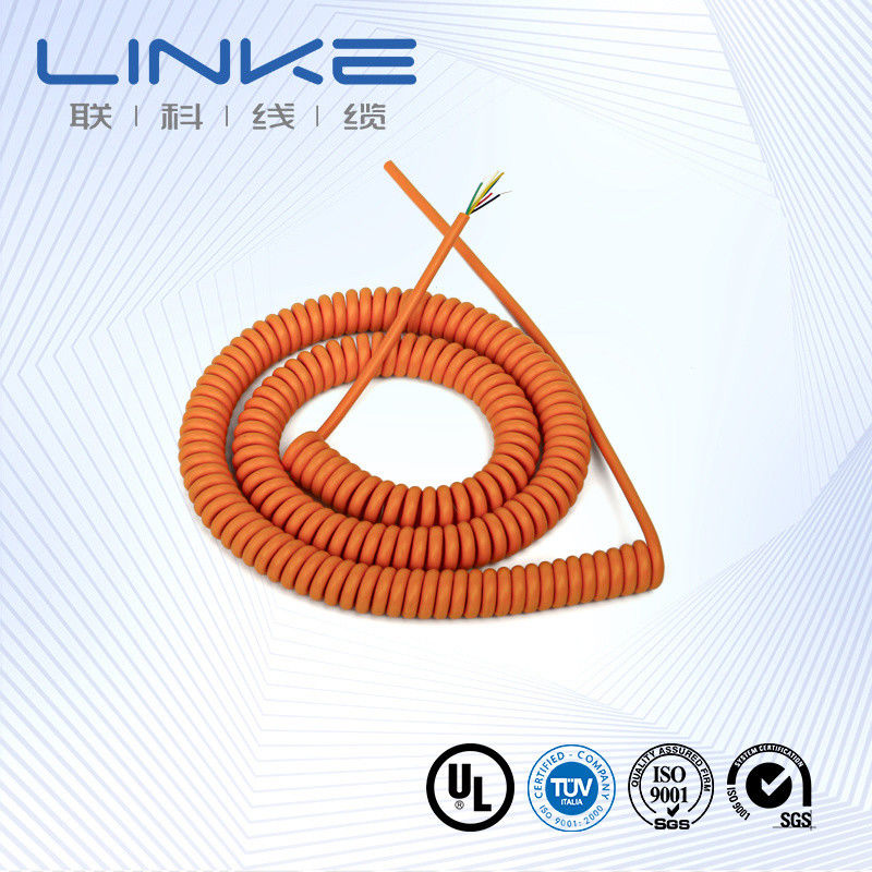 Oświetlenie LED zewnętrzne Kabel niskiego napięcia zwinięty z przewodnikiem na linii